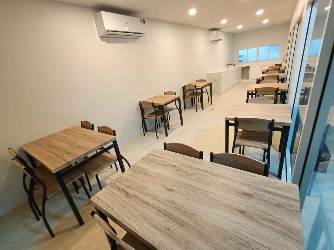 The Guest Chang Moi Boutique Hotel