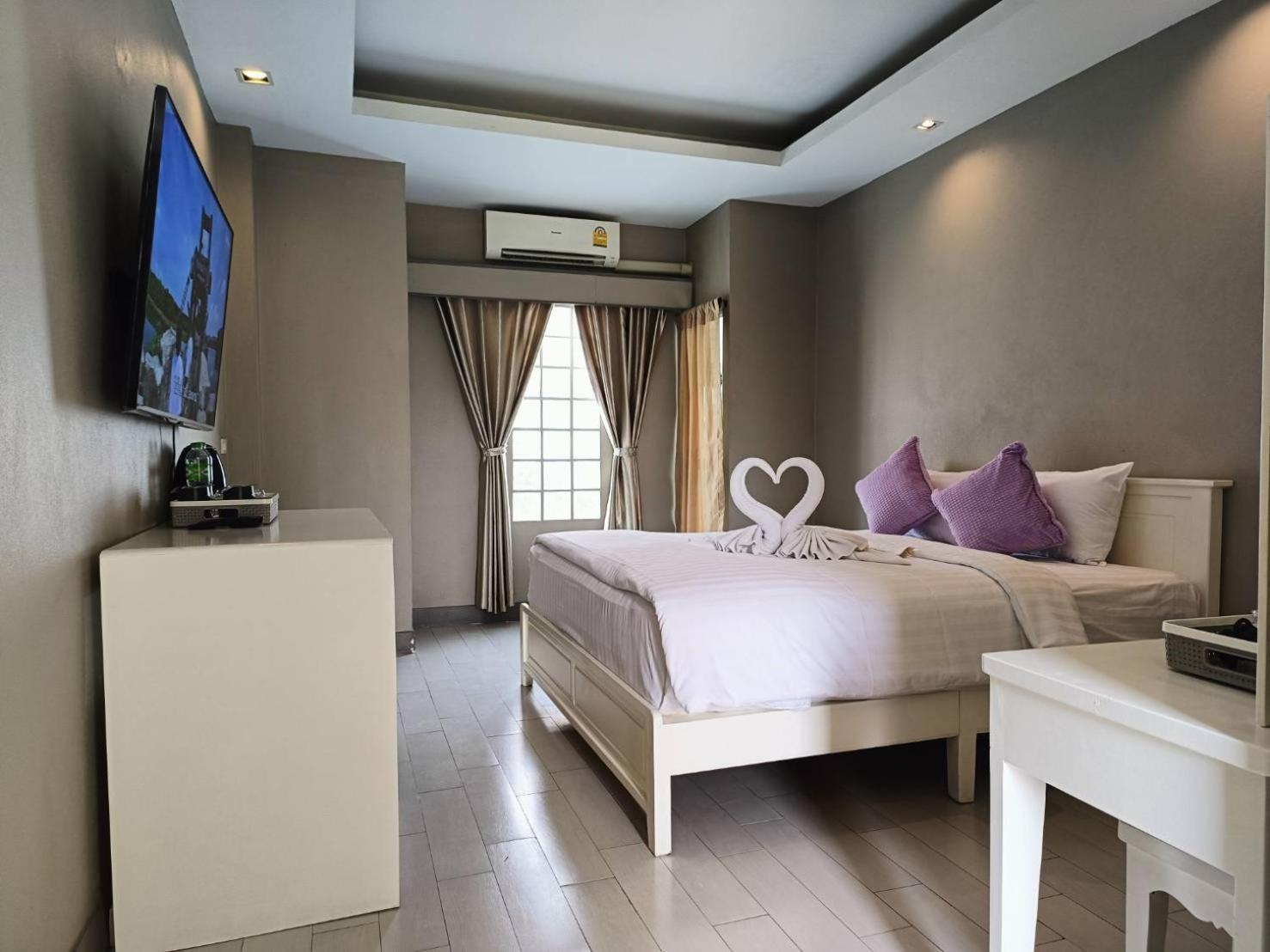 The Guest Chang Moi Boutique Hotel